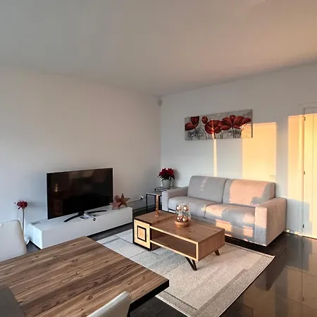 Moderno Bilocale Vista Maggiore *