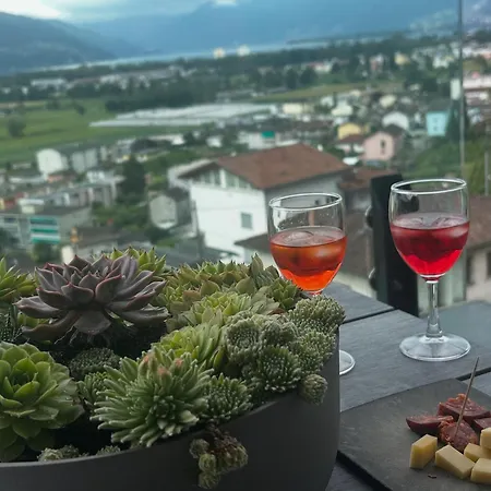 Moderno Bilocale Vista Maggiore Apartment *