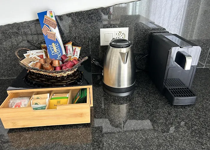 شقة Moderno Bilocale Vista Maggiore