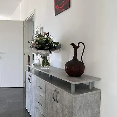 Apartment Moderno Bilocale Vista Maggiore *