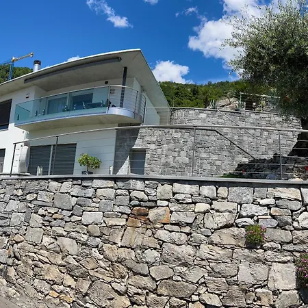 Moderno Bilocale Vista Maggiore Apartment