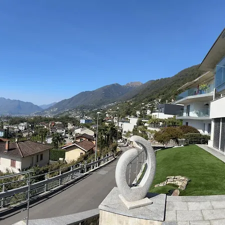 Moderno Bilocale Vista Maggiore Apartment *