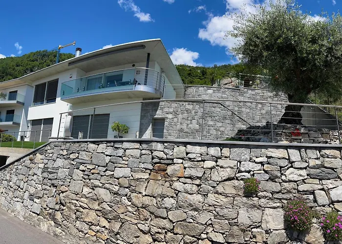 Moderno Bilocale Vista Maggiore דירה